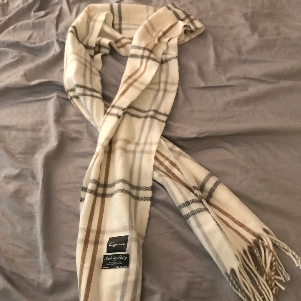Cejon plaid scarf